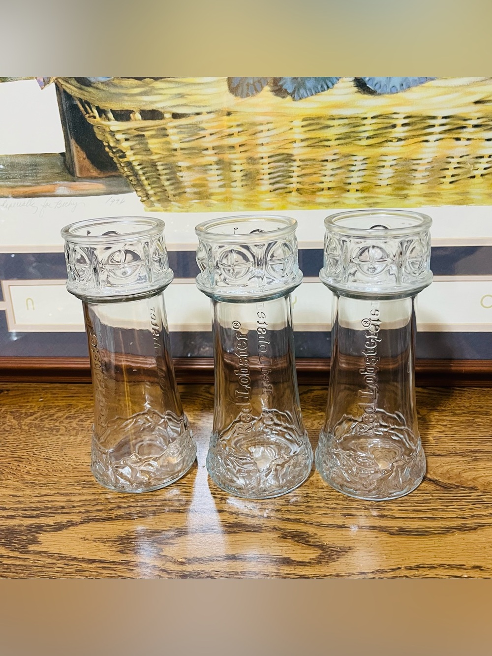 Set of 3 Red lobster Clear Glass Vases